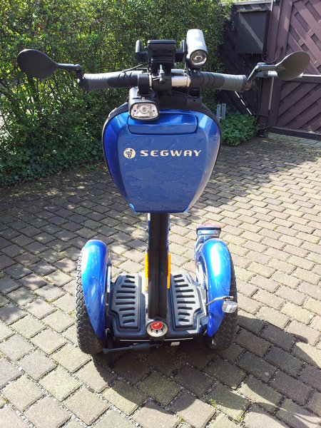 Segway mit 2.Frontlicht als &quot;Bumper&quot;